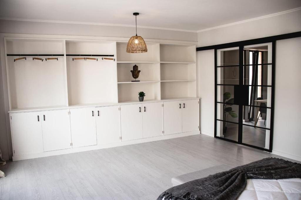 City Hall Apartment With Free Parking ฟุงชาล ภายนอก รูปภาพ
