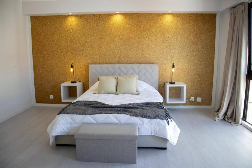 City Hall Apartment With Free Parking ฟุงชาล ภายนอก รูปภาพ